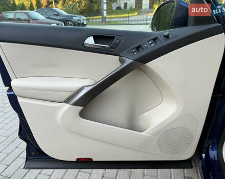 Синій Фольксваген Тігуан, об'ємом двигуна 2 л та пробігом 158 тис. км за 10999 $, фото 9 на Automoto.ua