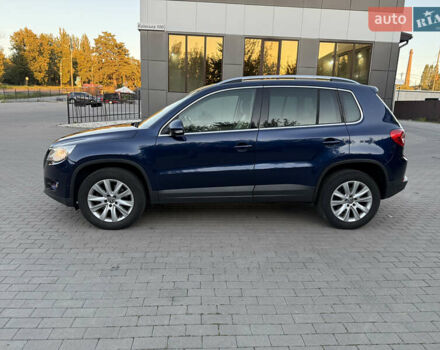 Синій Фольксваген Тігуан, об'ємом двигуна 2 л та пробігом 158 тис. км за 10999 $, фото 17 на Automoto.ua
