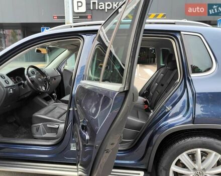 Синий Фольксваген Тигуан, объемом двигателя 2 л и пробегом 278 тыс. км за 8490 $, фото 5 на Automoto.ua