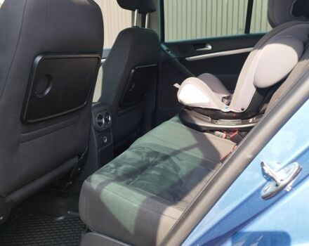 Синій Фольксваген Тігуан, об'ємом двигуна 2 л та пробігом 242 тис. км за 14600 $, фото 9 на Automoto.ua