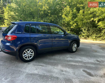 Синий Фольксваген Тигуан, объемом двигателя 2 л и пробегом 187 тыс. км за 11890 $, фото 4 на Automoto.ua