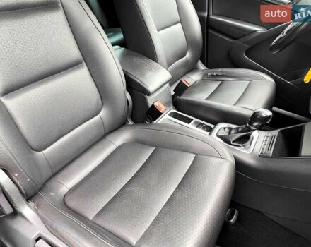 Синий Фольксваген Тигуан, объемом двигателя 2 л и пробегом 278 тыс. км за 8490 $, фото 55 на Automoto.ua