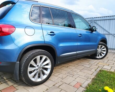 Синій Фольксваген Тігуан, об'ємом двигуна 2 л та пробігом 242 тис. км за 14600 $, фото 7 на Automoto.ua