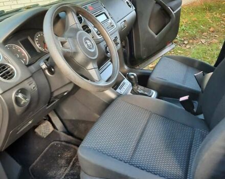 Синій Фольксваген Тігуан, об'ємом двигуна 2 л та пробігом 170 тис. км за 9500 $, фото 4 на Automoto.ua