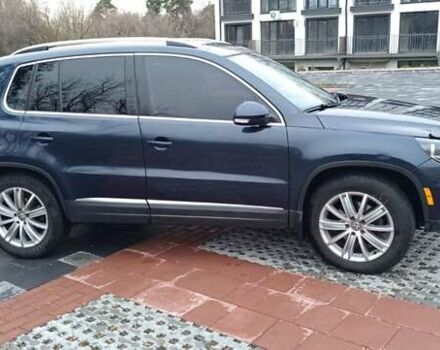 Синий Фольксваген Тигуан, объемом двигателя 2 л и пробегом 160 тыс. км за 10000 $, фото 4 на Automoto.ua