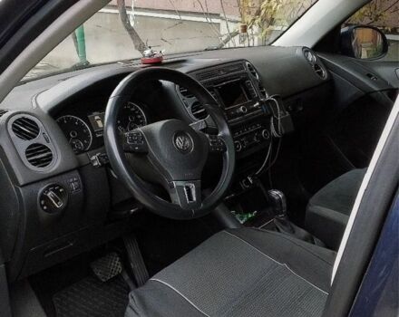 Синий Фольксваген Тигуан, объемом двигателя 2 л и пробегом 270 тыс. км за 13200 $, фото 6 на Automoto.ua