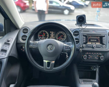 Синій Фольксваген Тігуан, об'ємом двигуна 1.97 л та пробігом 180 тис. км за 15700 $, фото 27 на Automoto.ua