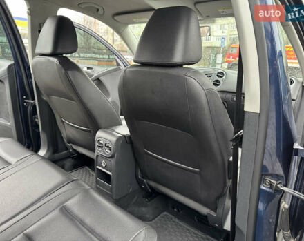 Синий Фольксваген Тигуан, объемом двигателя 1.98 л и пробегом 203 тыс. км за 12000 $, фото 34 на Automoto.ua