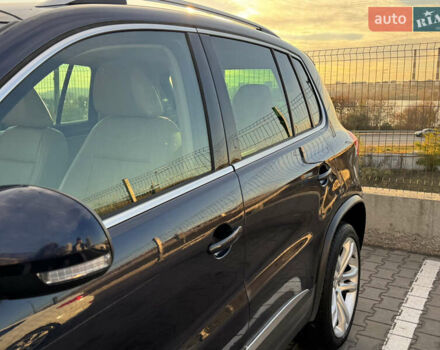 Синий Фольксваген Тигуан, объемом двигателя 2 л и пробегом 167 тыс. км за 12499 $, фото 4 на Automoto.ua