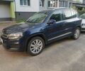 Синий Фольксваген Тигуан, объемом двигателя 2 л и пробегом 153 тыс. км за 9500 $, фото 1 на Automoto.ua