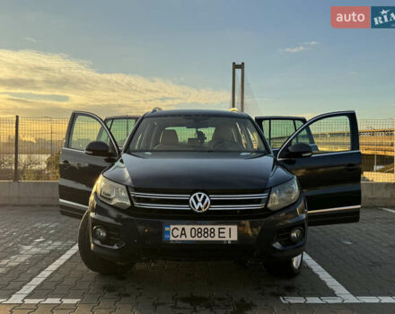 Синий Фольксваген Тигуан, объемом двигателя 2 л и пробегом 167 тыс. км за 12499 $, фото 1 на Automoto.ua