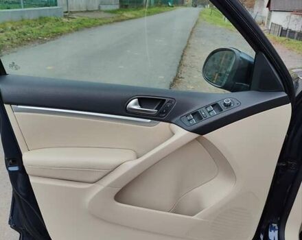 Синий Фольксваген Тигуан, объемом двигателя 2 л и пробегом 224 тыс. км за 12400 $, фото 2 на Automoto.ua