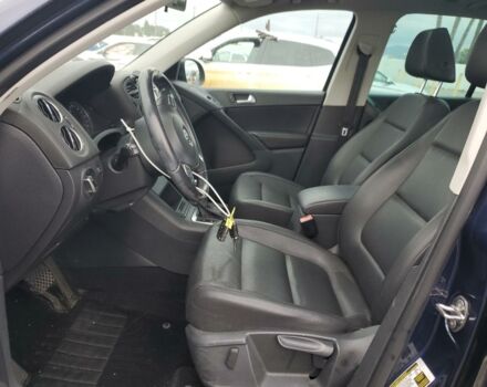 Синий Фольксваген Тигуан, объемом двигателя 2 л и пробегом 205 тыс. км за 8900 $, фото 6 на Automoto.ua