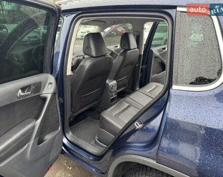 Синий Фольксваген Тигуан, объемом двигателя 1.98 л и пробегом 203 тыс. км за 12000 $, фото 27 на Automoto.ua