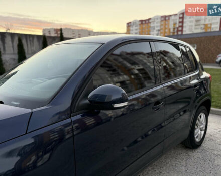 Синий Фольксваген Тигуан, объемом двигателя 1.98 л и пробегом 208 тыс. км за 9999 $, фото 3 на Automoto.ua