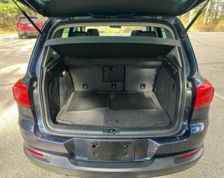 Синій Фольксваген Тігуан, об'ємом двигуна 2 л та пробігом 82 тис. км за 4200 $, фото 16 на Automoto.ua