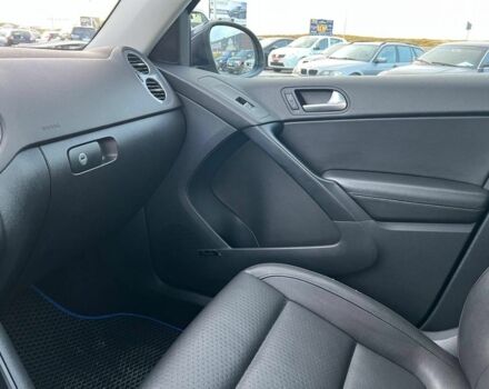 Синий Фольксваген Тигуан, объемом двигателя 2 л и пробегом 122 тыс. км за 14990 $, фото 28 на Automoto.ua