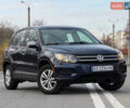 Синий Фольксваген Тигуан, объемом двигателя 2 л и пробегом 170 тыс. км за 10200 $, фото 1 на Automoto.ua