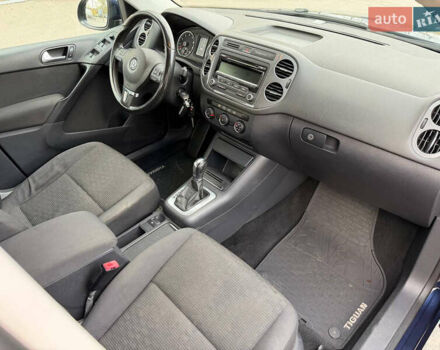 Синий Фольксваген Тигуан, объемом двигателя 2 л и пробегом 170 тыс. км за 10700 $, фото 16 на Automoto.ua