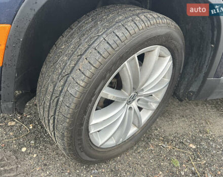 Синий Фольксваген Тигуан, объемом двигателя 1.98 л и пробегом 167 тыс. км за 12300 $, фото 22 на Automoto.ua