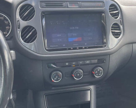 Синий Фольксваген Тигуан, объемом двигателя 1.98 л и пробегом 137 тыс. км за 12000 $, фото 33 на Automoto.ua