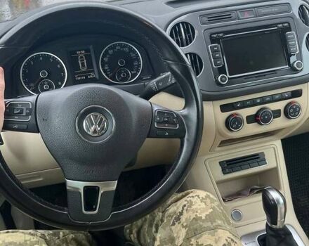 Синий Фольксваген Тигуан, объемом двигателя 1.98 л и пробегом 175 тыс. км за 12800 $, фото 4 на Automoto.ua