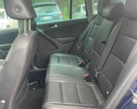 Синий Фольксваген Тигуан, объемом двигателя 2 л и пробегом 83 тыс. км за 2100 $, фото 8 на Automoto.ua