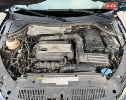 Синий Фольксваген Тигуан, объемом двигателя 2 л и пробегом 170 тыс. км за 10200 $, фото 21 на Automoto.ua