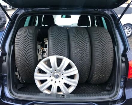 Синий Фольксваген Тигуан, объемом двигателя 2 л и пробегом 180 тыс. км за 5800 $, фото 9 на Automoto.ua