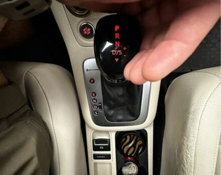 Синій Фольксваген Тігуан, об'ємом двигуна 2 л та пробігом 268 тис. км за 13917 $, фото 2 на Automoto.ua