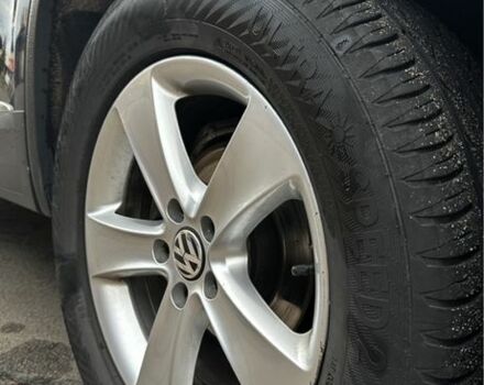 Синій Фольксваген Тігуан, об'ємом двигуна 2 л та пробігом 268 тис. км за 13917 $, фото 1 на Automoto.ua