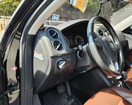 Синій Фольксваген Тігуан, об'ємом двигуна 2 л та пробігом 76 тис. км за 6955 $, фото 4 на Automoto.ua