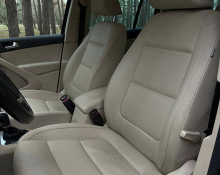 Синій Фольксваген Тігуан, об'ємом двигуна 1.98 л та пробігом 110 тис. км за 13700 $, фото 7 на Automoto.ua