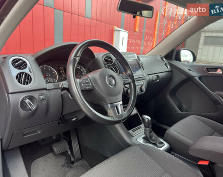 Синий Фольксваген Тигуан, объемом двигателя 2 л и пробегом 219 тыс. км за 12000 $, фото 11 на Automoto.ua