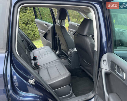 Синий Фольксваген Тигуан, объемом двигателя 2 л и пробегом 165 тыс. км за 11500 $, фото 14 на Automoto.ua