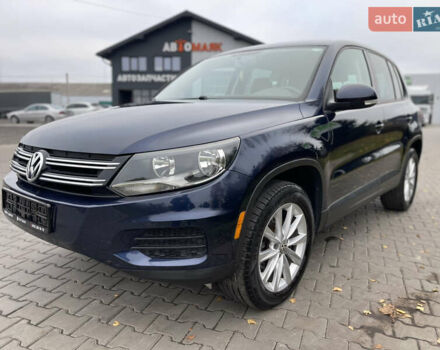 Синий Фольксваген Тигуан, объемом двигателя 2 л и пробегом 165 тыс. км за 11500 $, фото 1 на Automoto.ua