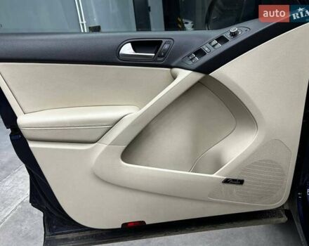 Синій Фольксваген Тігуан, об'ємом двигуна 1.98 л та пробігом 175 тис. км за 15800 $, фото 6 на Automoto.ua