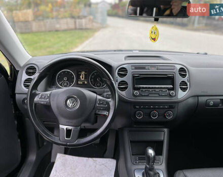 Синий Фольксваген Тигуан, объемом двигателя 2 л и пробегом 165 тыс. км за 11500 $, фото 22 на Automoto.ua