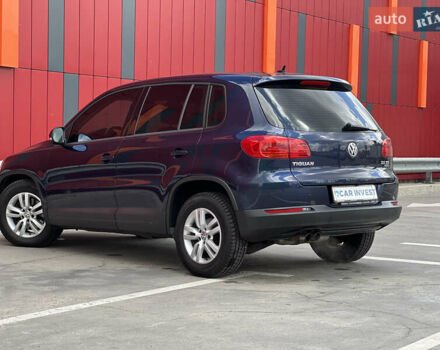 Синий Фольксваген Тигуан, объемом двигателя 2 л и пробегом 219 тыс. км за 12000 $, фото 6 на Automoto.ua