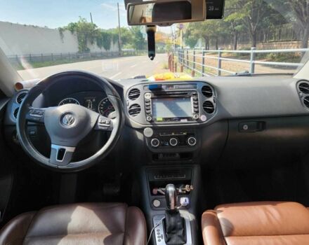 Синій Фольксваген Тігуан, об'ємом двигуна 2 л та пробігом 76 тис. км за 6955 $, фото 3 на Automoto.ua