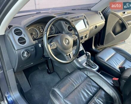 Синий Фольксваген Тигуан, объемом двигателя 2 л и пробегом 165 тыс. км за 16200 $, фото 18 на Automoto.ua