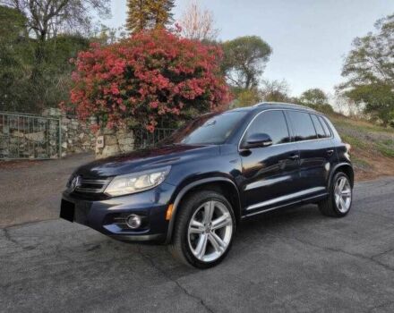 Синій Фольксваген Тігуан, об'ємом двигуна 2 л та пробігом 110 тис. км за 3000 $, фото 1 на Automoto.ua