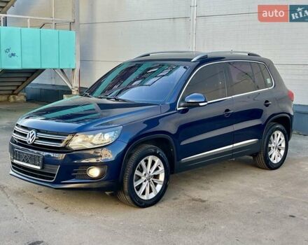 Синий Фольксваген Тигуан, объемом двигателя 2 л и пробегом 165 тыс. км за 16200 $, фото 3 на Automoto.ua