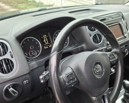 Синий Фольксваген Тигуан, объемом двигателя 2 л и пробегом 160 тыс. км за 12500 $, фото 5 на Automoto.ua