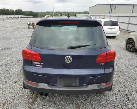 Синий Фольксваген Тигуан, объемом двигателя 0 л и пробегом 210 тыс. км за 8300 $, фото 3 на Automoto.ua