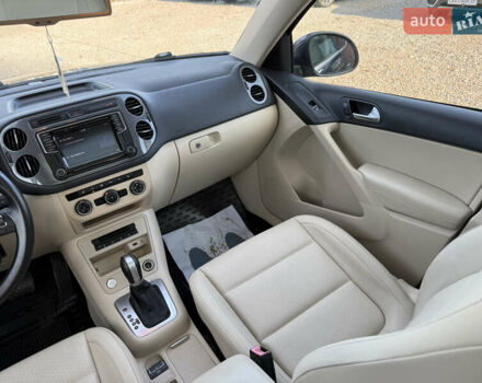 Синій Фольксваген Тігуан, об'ємом двигуна 1.98 л та пробігом 187 тис. км за 13500 $, фото 40 на Automoto.ua