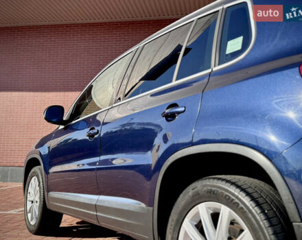 Синий Фольксваген Тигуан, объемом двигателя 2 л и пробегом 121 тыс. км за 16800 $, фото 19 на Automoto.ua