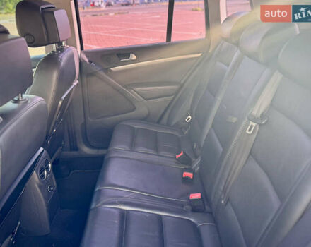 Синий Фольксваген Тигуан, объемом двигателя 2 л и пробегом 121 тыс. км за 16800 $, фото 42 на Automoto.ua