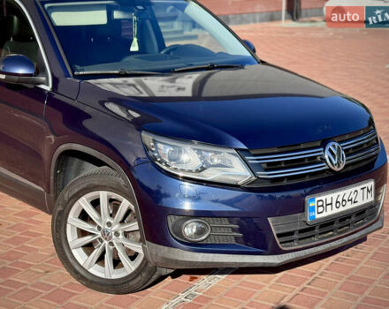 Синий Фольксваген Тигуан, объемом двигателя 2 л и пробегом 121 тыс. км за 16800 $, фото 2 на Automoto.ua