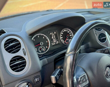 Синий Фольксваген Тигуан, объемом двигателя 2 л и пробегом 121 тыс. км за 16800 $, фото 44 на Automoto.ua